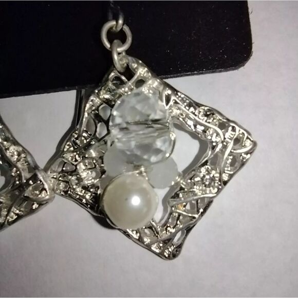 Pier 1 Silver and White Dangle Earrings - Picture 4 of 6